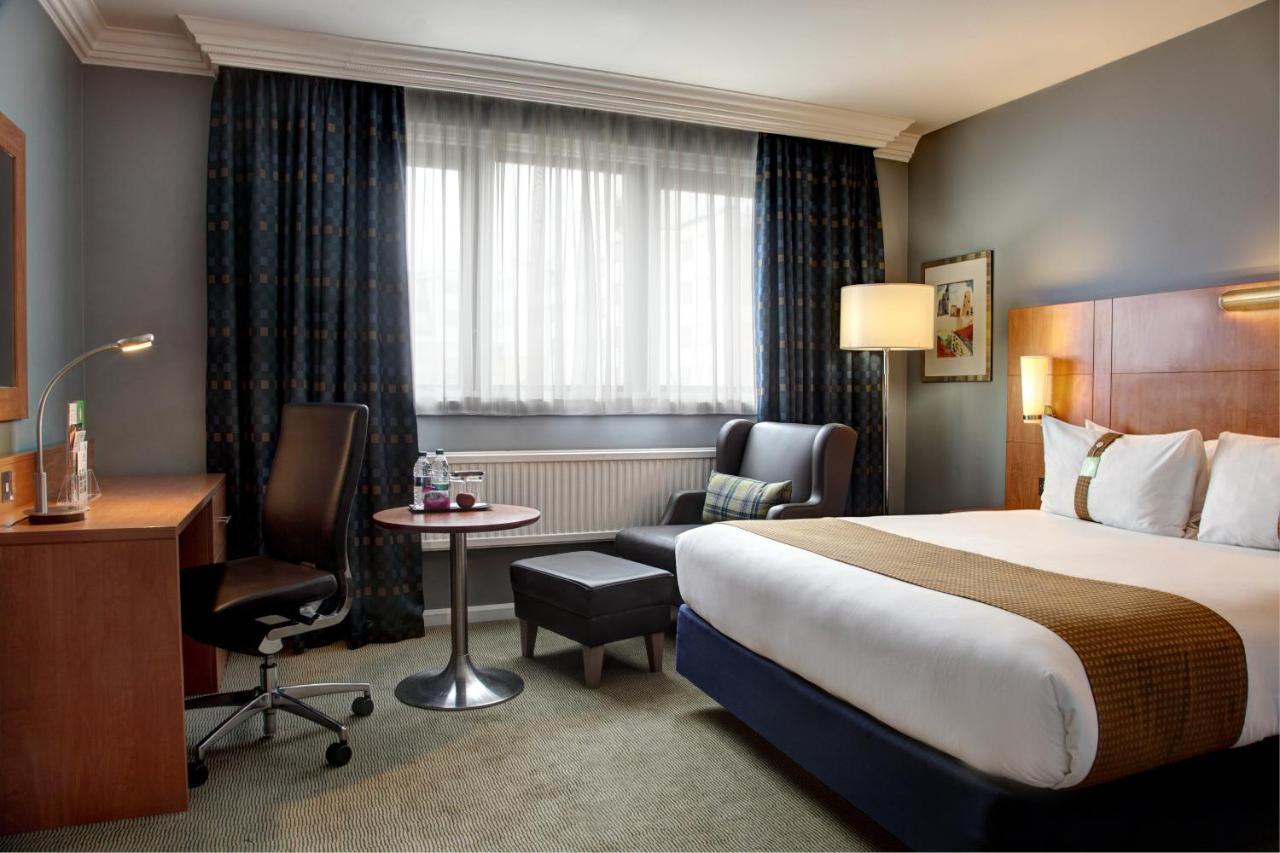 Holiday Inn London Brent Cross, An Ihg Hotel Экстерьер фото