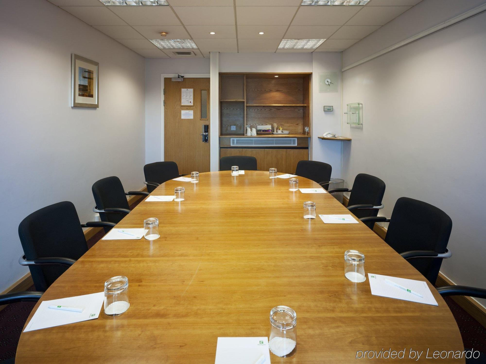 Holiday Inn London Brent Cross, An Ihg Hotel Удобства фото