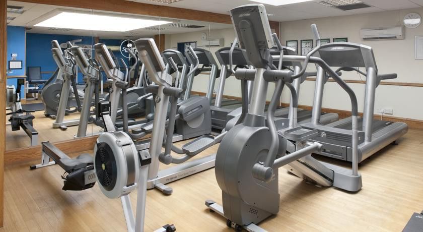 Holiday Inn London Brent Cross, An Ihg Hotel Экстерьер фото